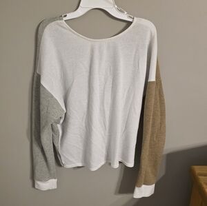 Colorblock Long Sleeve Top With Open Back